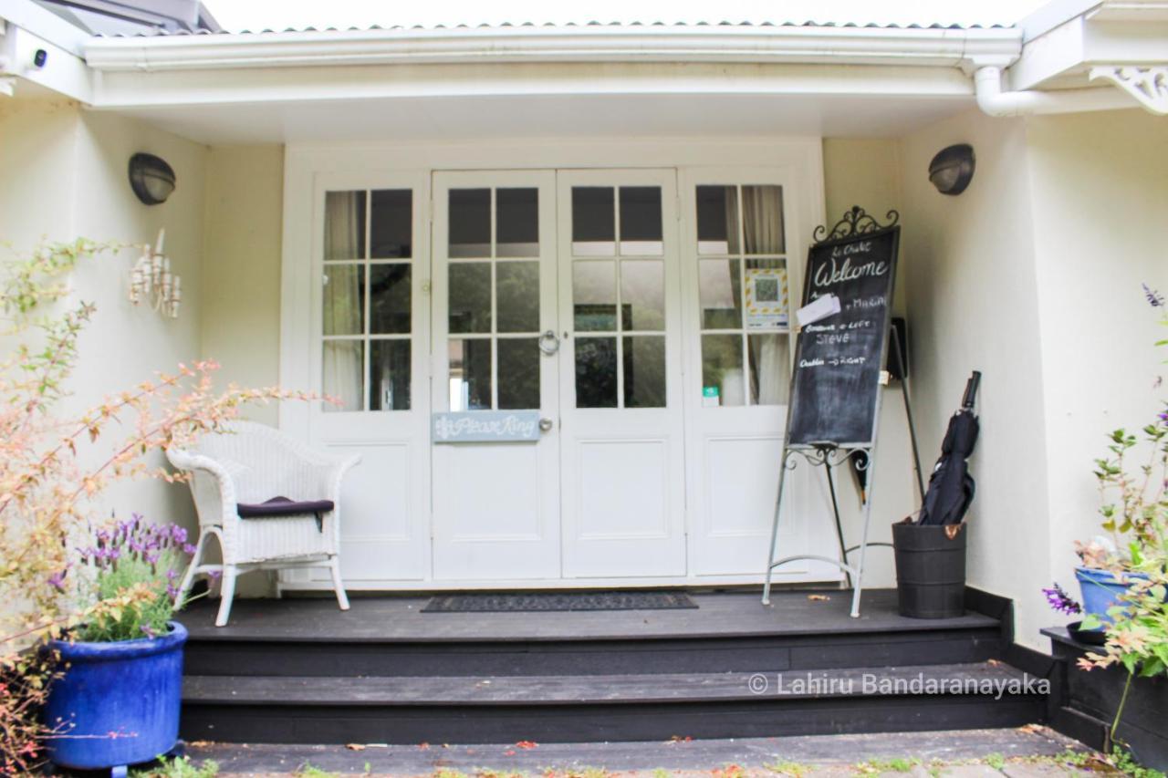 Le Chalet Waiheke Apartments Ostend Exterior foto