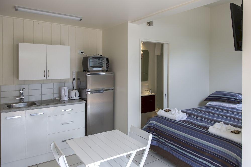 Le Chalet Waiheke Apartments Ostend Exterior foto